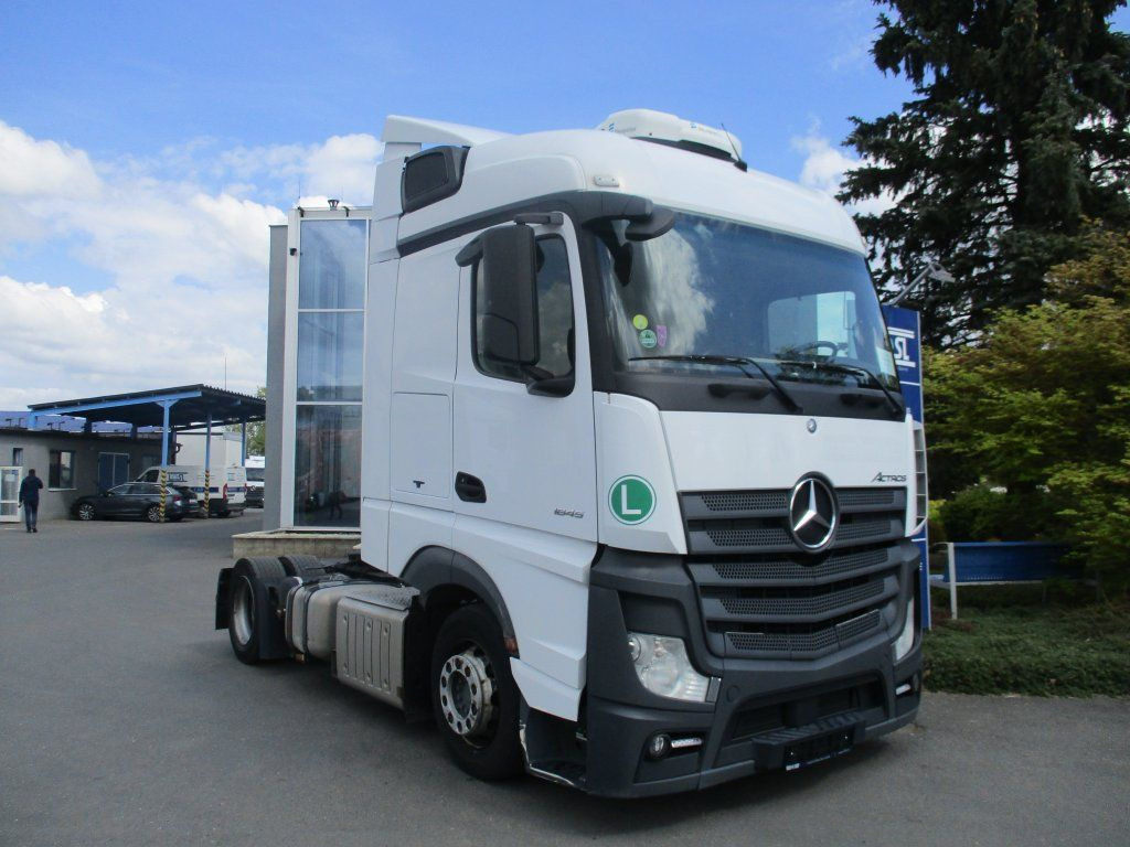 Mercedes-Benz 1845 Actros EURO 6 MEGA/lowdeck - Dragbil: bild 2 Mercedes-Benz 1845 Actros EURO 6 MEGA/lowdeck - Dragbil: bild 2