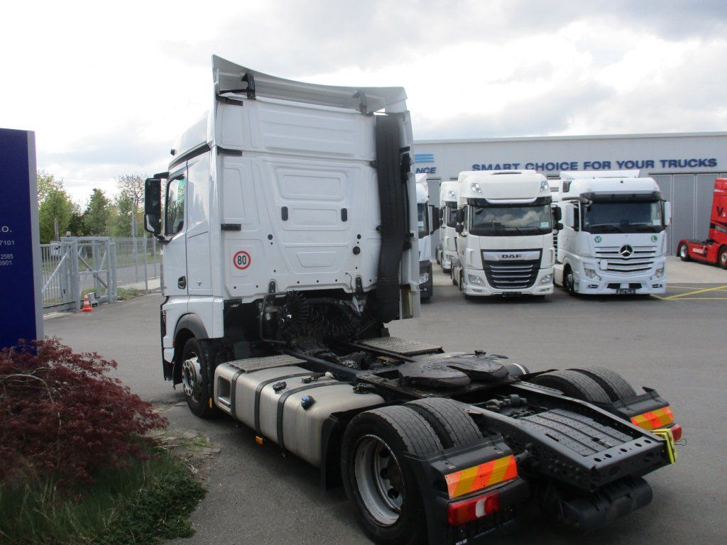Mercedes-Benz 1845 Actros EURO 6 MEGA/lowdeck - Dragbil: bild 5 Mercedes-Benz 1845 Actros EURO 6 MEGA/lowdeck - Dragbil: bild 5
