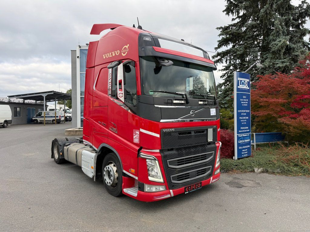 Volvo FH500 EURO 6 MEGA/lowdeck NEW TACHO - Dragbil: bild 3 Volvo FH500 EURO 6 MEGA/lowdeck NEW TACHO - Dragbil: bild 3