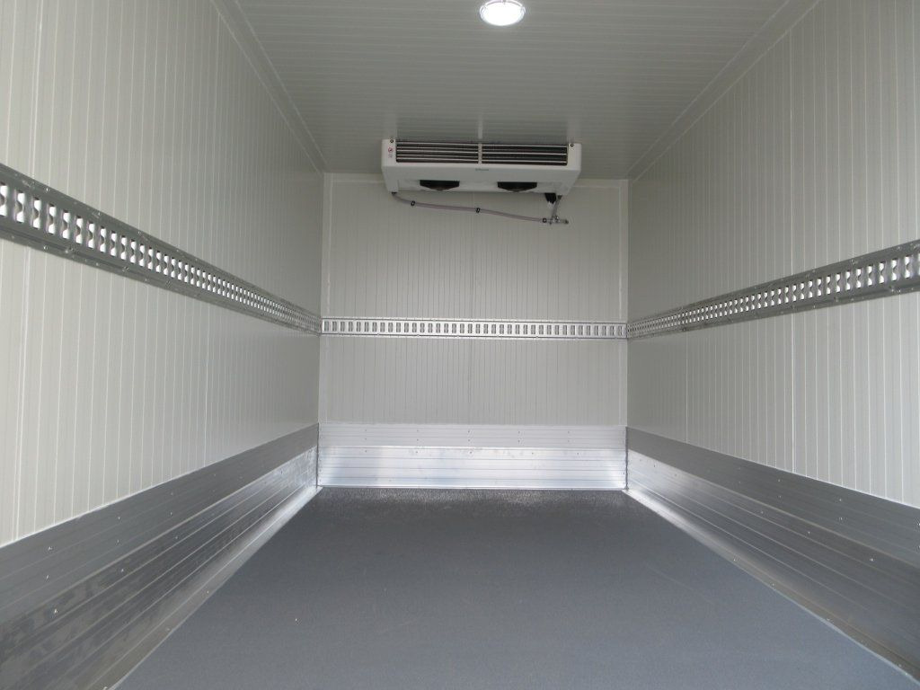 Iveco Daily 35C16 Iveco Daily 35C16 - Volymskåp: bild 4 Iveco Daily 35C16 Iveco Daily 35C16 - Volymskåp: bild 4