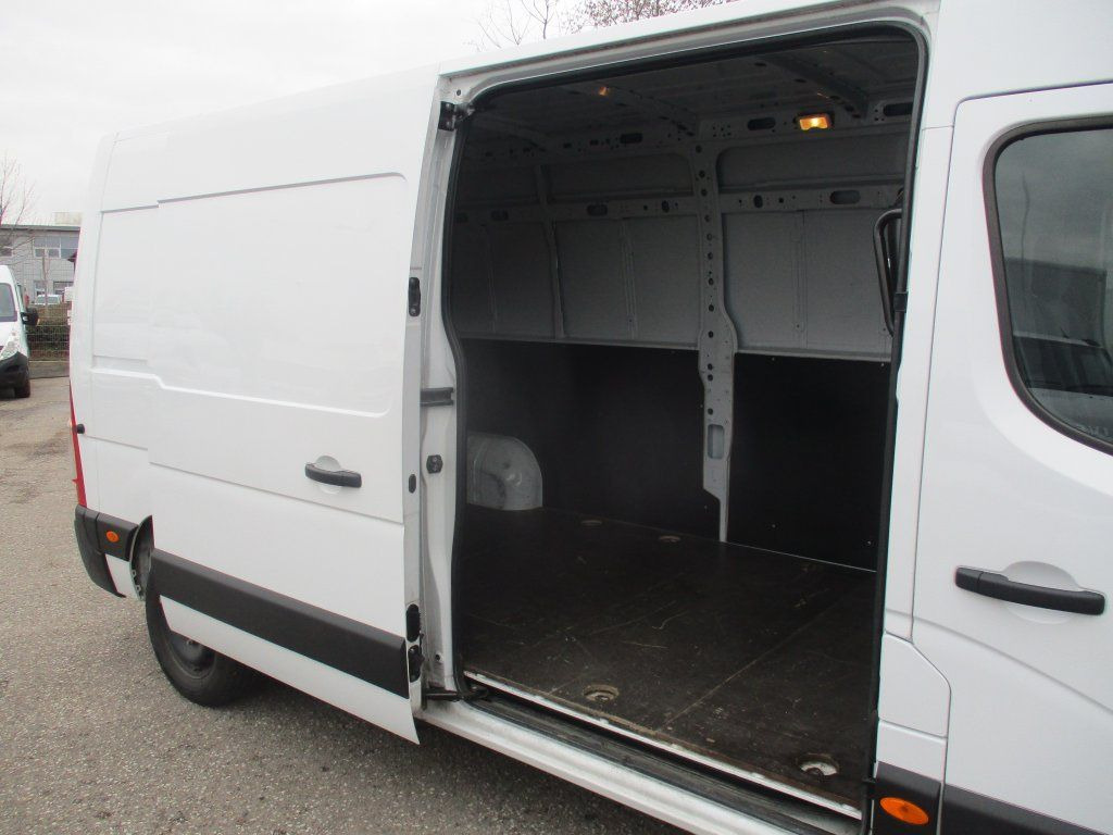 Renault Master 2.3fci L3H2 - Skåpbil: bild 4 Renault Master 2.3fci L3H2 - Skåpbil: bild 4