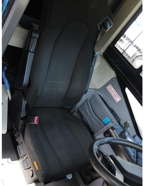 Iveco CROSSWAY Low Entry | EURO 6 | 2+2+1 | 41 SEATS - Stadsbuss: bild 5 Iveco CROSSWAY Low Entry | EURO 6 | 2+2+1 | 41 SEATS - Stadsbuss: bild 5