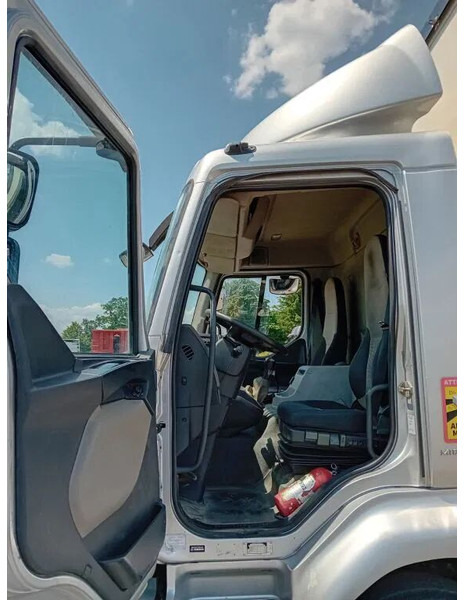 Renault Midlum 280 dxi - manual gearbox / steel suspension lames - Kapellbil: bild 5 Renault Midlum 280 dxi - manual gearbox / steel suspension lames - Kapellbil: bild 5