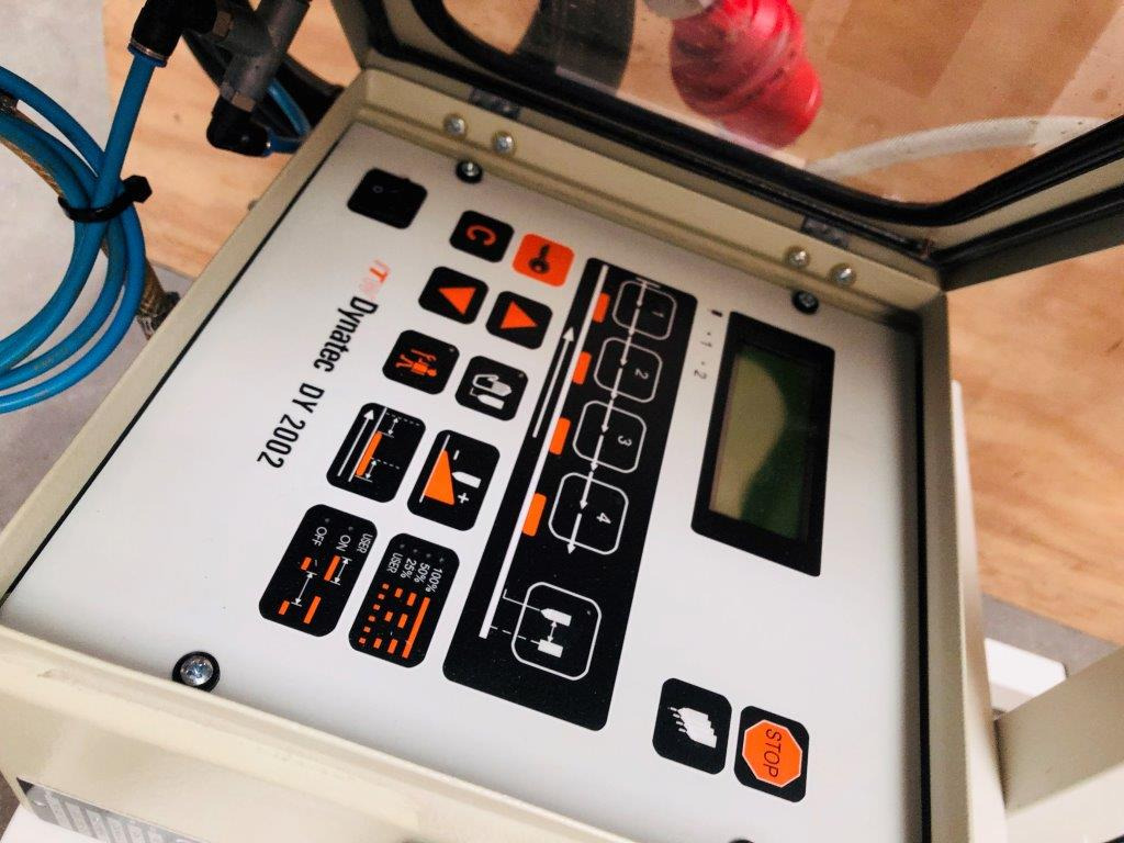 Tryckmaskin Dynatec Quattro Challenger glue melter with two application nozzles Dy 2002 control unit for 8 channels: bild 14 Tryckmaskin Dynatec Quattro Challenger glue melter with two application nozzles Dy 2002 control unit for 8 channels: bild 14