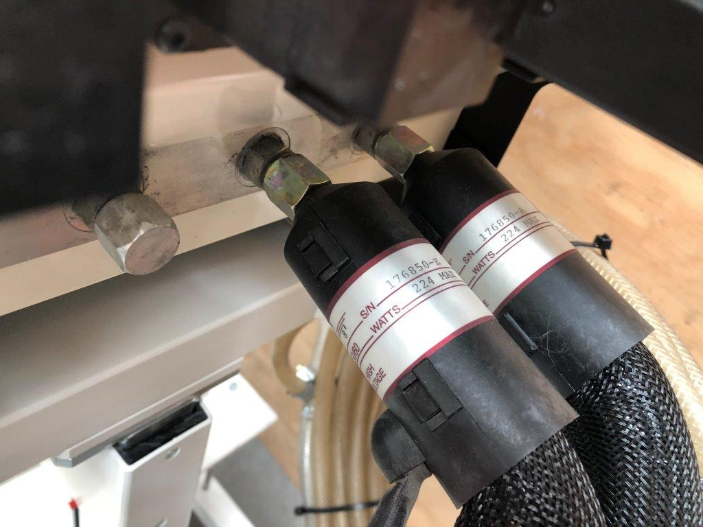 Tryckmaskin Dynatec Quattro Challenger glue melter with two application nozzles Dy 2002 control unit for 8 channels: bild 10 Tryckmaskin Dynatec Quattro Challenger glue melter with two application nozzles Dy 2002 control unit for 8 channels: bild 10