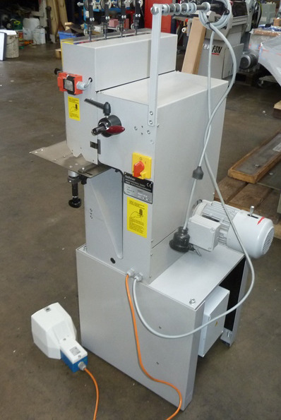 HOHNER EXACT multi-head block and booklet wire stapling machine for normal stapling - Tryckmaskin: bild 4 HOHNER EXACT multi-head block and booklet wire stapling machine for normal stapling - Tryckmaskin: bild 4