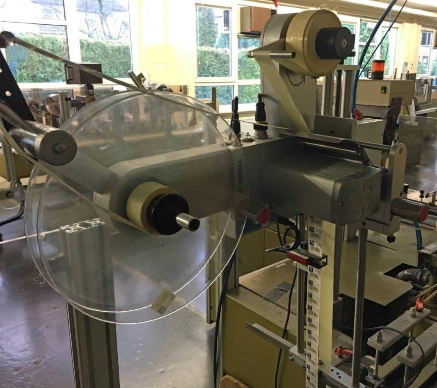 Herma H 400 V8R attachment labeler - Förpackningsmaskin: bild 1 Herma H 400 V8R attachment labeler - Förpackningsmaskin: bild 1