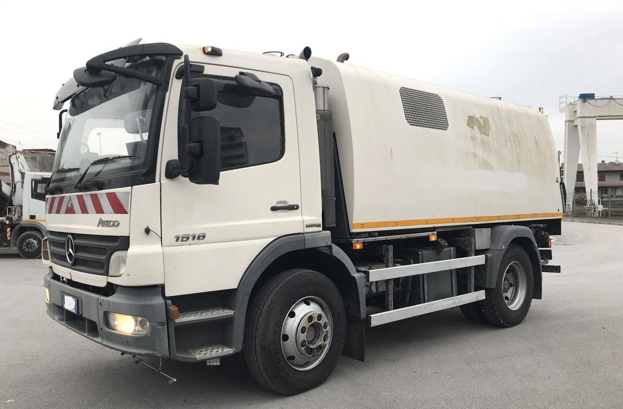 BUCHER SCHORLING - Sopmaskin: bild 1 BUCHER SCHORLING - Sopmaskin: bild 1