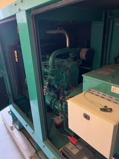 Cummins C55D5 - Elgenerator: bild 2 Cummins C55D5 - Elgenerator: bild 2