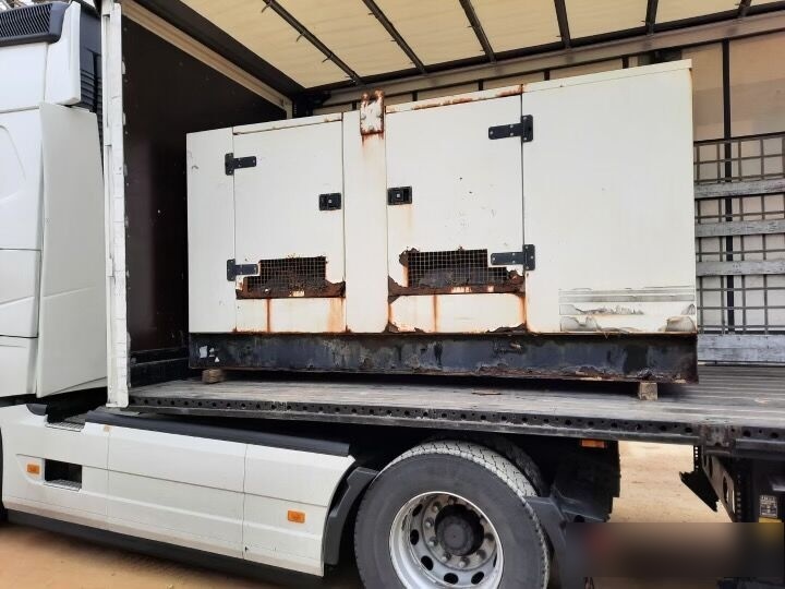 SDMO 200 kVa Cummins - Elgenerator: bild 1 SDMO 200 kVa Cummins - Elgenerator: bild 1