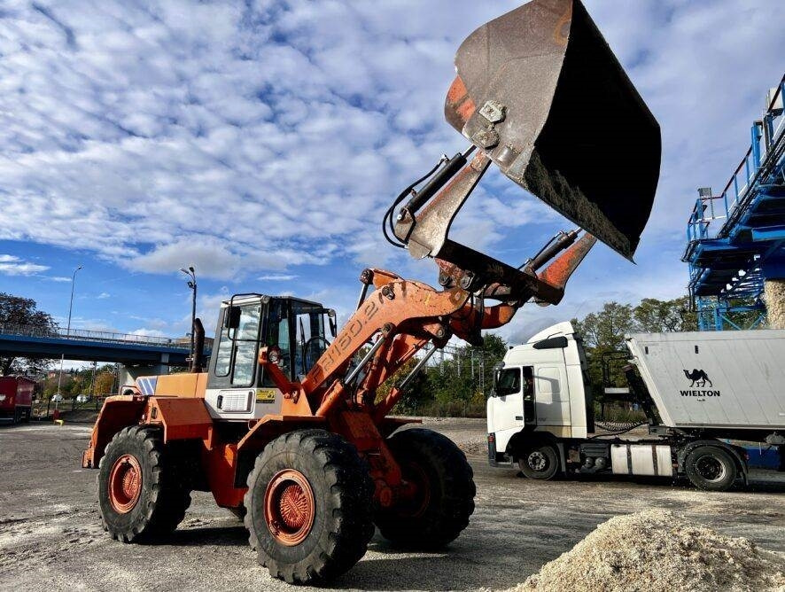 Fiat-Hitachi FR160 High Tip 5m3 - Hjullastare: bild 2 Fiat-Hitachi FR160 High Tip 5m3 - Hjullastare: bild 2