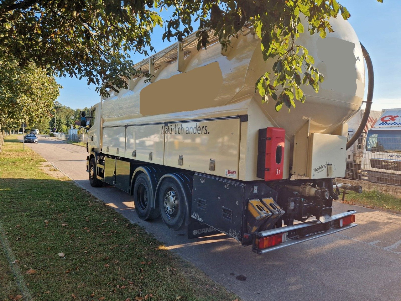 Scania R440 31m³ SILO 4 Kammer/Retarder/Kompressor/Lift - Tankbil: bild 4 Scania R440 31m³ SILO 4 Kammer/Retarder/Kompressor/Lift - Tankbil: bild 4