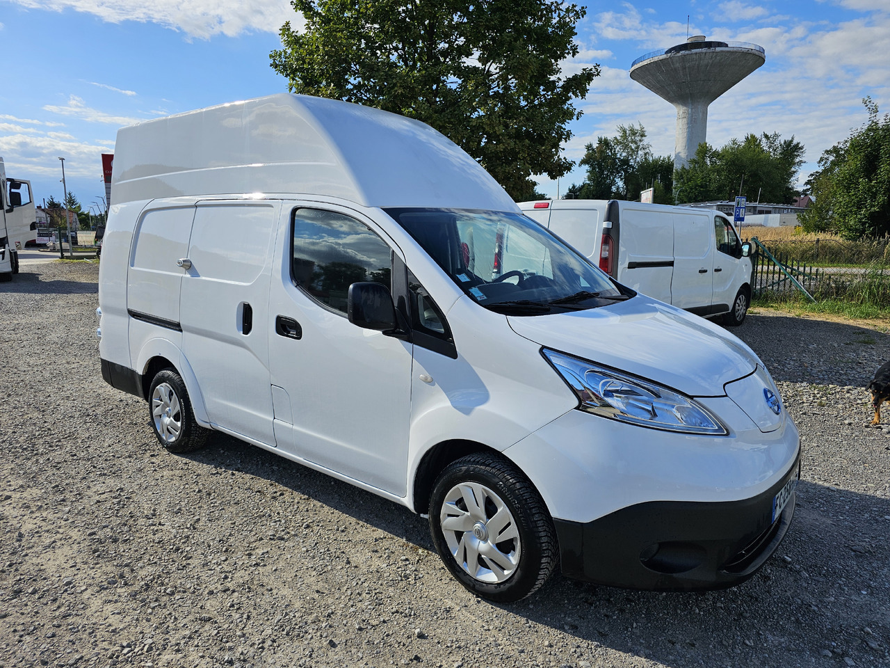 NISSAN E-NV200 ELEKTRYCZNY 40 KV 250 km KLIMA KAMERA - Små skåpbil, El transportbil: bild 2 NISSAN E-NV200 ELEKTRYCZNY 40 KV 250 km KLIMA KAMERA - Små skåpbil, El transportbil: bild 2