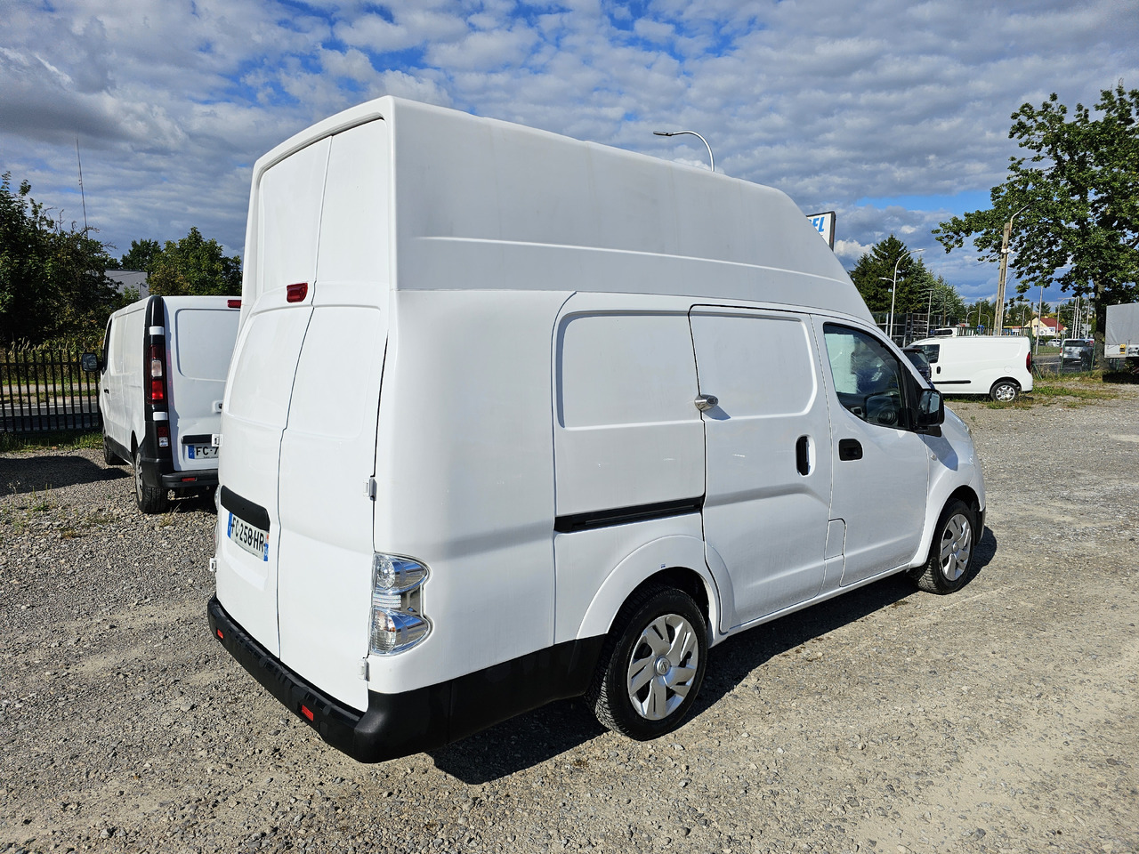 NISSAN E-NV200 ELEKTRYCZNY 40 KV 250 km klima kamera - Små skåpbil, El transportbil: bild 4 NISSAN E-NV200 ELEKTRYCZNY 40 KV 250 km klima kamera - Små skåpbil, El transportbil: bild 4