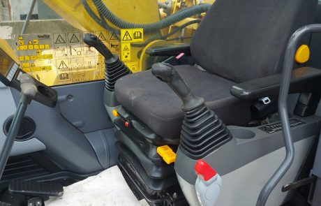 KOMATSU PC240LC-8 - Bandgrävare: bild 4 KOMATSU PC240LC-8 - Bandgrävare: bild 4