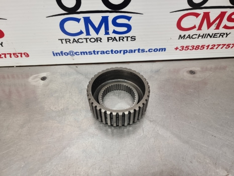 Ford 4630, 30 Series, Transmission Hub 83985667, K3660628301 - Växellåda: bild 2 Ford 4630, 30 Series, Transmission Hub 83985667, K3660628301 - Växellåda: bild 2