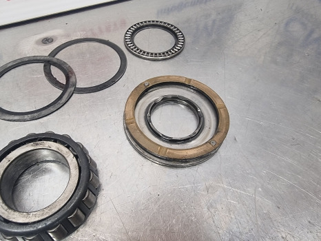 Ford 4630, 30 Series Transmission Thrust Bearings, Washers K3660627941 - Växellåda: bild 5 Ford 4630, 30 Series Transmission Thrust Bearings, Washers K3660627941 - Växellåda: bild 5