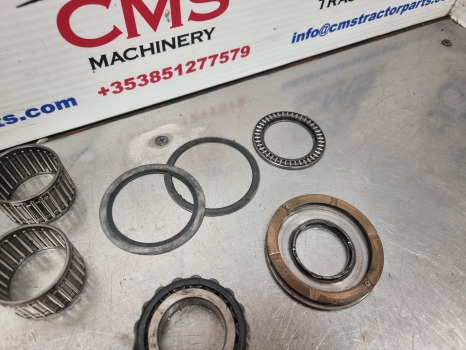 Ford 4630, 30 Series Transmission Thrust Bearings, Washers K3660627941 - Växellåda: bild 4 Ford 4630, 30 Series Transmission Thrust Bearings, Washers K3660627941 - Växellåda: bild 4