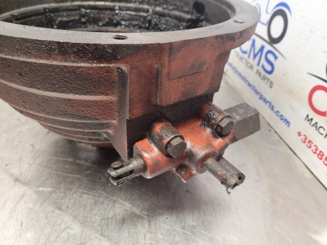 Ford Tw20 Transmission Dual Power Housing Valve D8nnn477da, D8nn7r033aa, D8nn7r030aa - Växellåda: bild 5 Ford Tw20 Transmission Dual Power Housing Valve D8nnn477da, D8nn7r033aa, D8nn7r030aa - Växellåda: bild 5