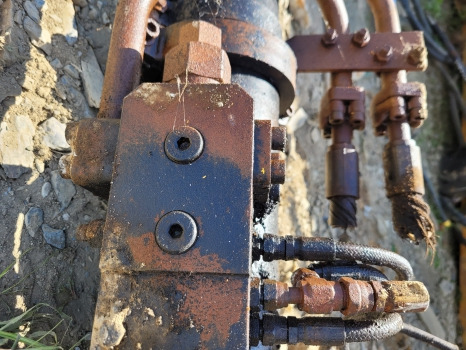 Hyundai Hx220lc Boom Lift Ram Check, Safety Lock Valve 31q6-55012gg - Hydraulik för Grävmaskin: bild 2 Hyundai Hx220lc Boom Lift Ram Check, Safety Lock Valve 31q6-55012gg - Hydraulik för Grävmaskin: bild 2