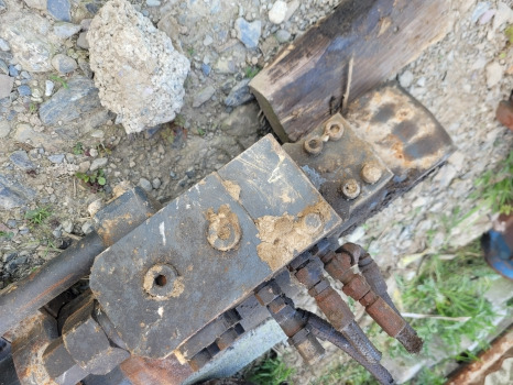 Hyundai Hx220lc Boom Lift Ram Check, Safety Lock Valve 31q6-55012gg - Hydraulik för Grävmaskin: bild 2 Hyundai Hx220lc Boom Lift Ram Check, Safety Lock Valve 31q6-55012gg - Hydraulik för Grävmaskin: bild 2