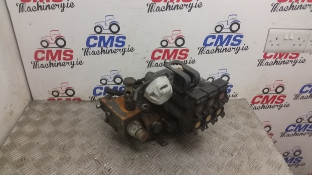 Landini Mythos Series Mythos 115 Spool Valve Valves Assembly - Hydraulventil för Traktor: bild 2 Landini Mythos Series Mythos 115 Spool Valve Valves Assembly - Hydraulventil för Traktor: bild 2