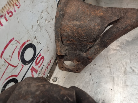 Manitou Mlt 634-120, 630, 634, 731,  Front Mudguard Bracket Kit 237487, 237488 - Vinge: bild 3 Manitou Mlt 634-120, 630, 634, 731,  Front Mudguard Bracket Kit 237487, 237488 - Vinge: bild 3