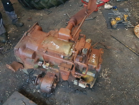 Massey Ferguson 50hx 60hx Transmission Gearbox For Parts - Växellåda: bild 1 Massey Ferguson 50hx 60hx Transmission Gearbox For Parts - Växellåda: bild 1