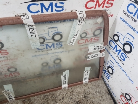 Zetor 3000, 4000, 5000, 6000, 7000 Rear Glass 60117910b, S64986, 60117910 - Fönster och reservdelar för Traktor: bild 2 Zetor 3000, 4000, 5000, 6000, 7000 Rear Glass 60117910b, S64986, 60117910 - Fönster och reservdelar för Traktor: bild 2