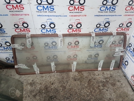 Zetor 3000, 4000, 5000, 6000, 7000 Rear Glass 60117910b, S64986, 60117910 - Fönster och reservdelar för Traktor: bild 1 Zetor 3000, 4000, 5000, 6000, 7000 Rear Glass 60117910b, S64986, 60117910 - Fönster och reservdelar för Traktor: bild 1