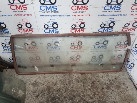 Zetor 3000, 4000, 5000, 6000, 7000 Rear Glass 60117910b, S64986, 60117910 - Fönster och reservdelar för Traktor: bild 3 Zetor 3000, 4000, 5000, 6000, 7000 Rear Glass 60117910b, S64986, 60117910 - Fönster och reservdelar för Traktor: bild 3