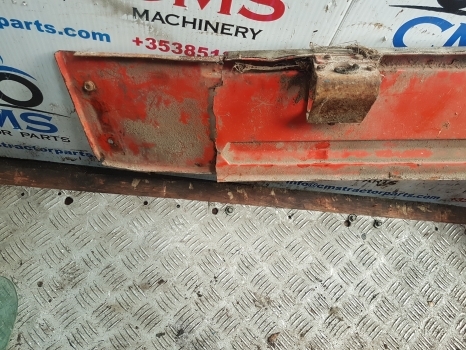 Zetor 5718 Engine Side Panel Assy 000000 - Karosseri och exteriör för Traktor: bild 3 Zetor 5718 Engine Side Panel Assy 000000 - Karosseri och exteriör för Traktor: bild 3