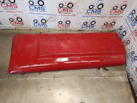 Zetor 6911, 4718, 5711, 5718, 6718,  Cab Bonnet Hood Assy Check Length - Karosseri och exteriör: bild 1 Zetor 6911, 4718, 5711, 5718, 6718,  Cab Bonnet Hood Assy Check Length - Karosseri och exteriör: bild 1