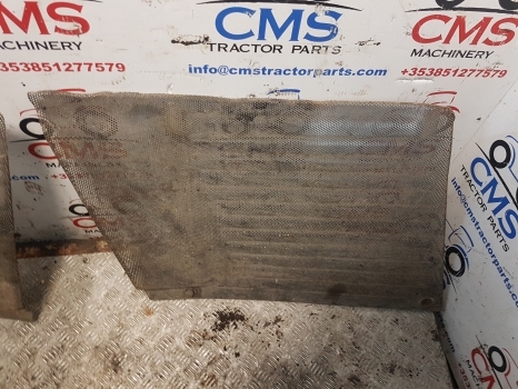 Zetor 8111, 8145, 9111, 9145, 10111 Side Grille Panel 83305020, 83305010 - Galler för Traktor: bild 2 Zetor 8111, 8145, 9111, 9145, 10111 Side Grille Panel 83305020, 83305010 - Galler för Traktor: bild 2