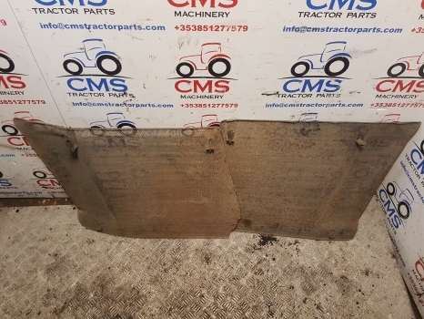 Zetor 8111, 8145, 9111, 9145, 10111 Side Grille Panel 83305020, 83305010 - Galler för Traktor: bild 4 Zetor 8111, 8145, 9111, 9145, 10111 Side Grille Panel 83305020, 83305010 - Galler för Traktor: bild 4