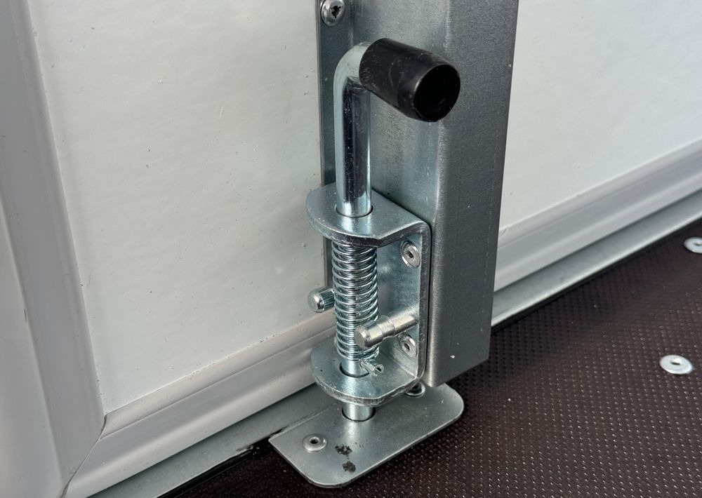 BRENDERUP Cargo CD300TB 300x155x185 cm 2000 kg drzwi + klapa - Skåpsläp: bild 5 BRENDERUP Cargo CD300TB 300x155x185 cm 2000 kg drzwi + klapa - Skåpsläp: bild 5