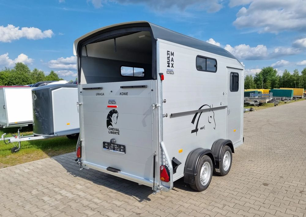 CHEVAL LIBERTÉ MultiMax przyczepa na dwa konie | duża siodlarnia | drzwi boczne | 2600 kg DMC | 380×181 cm | ALUMINIOWA | Debon | dostawa | mocna i solidna | - Hästsläp: bild 4 CHEVAL LIBERTÉ MultiMax przyczepa na dwa konie | duża siodlarnia | drzwi boczne | 2600 kg DMC | 380×181 cm | ALUMINIOWA | Debon | dostawa | mocna i solidna | - Hästsläp: bild 4