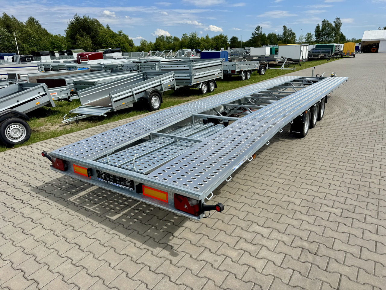 NIEWIADÓW Indiana 9m x 2.1 m | 3.5T - Biltransportsläp: bild 5 NIEWIADÓW Indiana 9m x 2.1 m | 3.5T - Biltransportsläp: bild 5