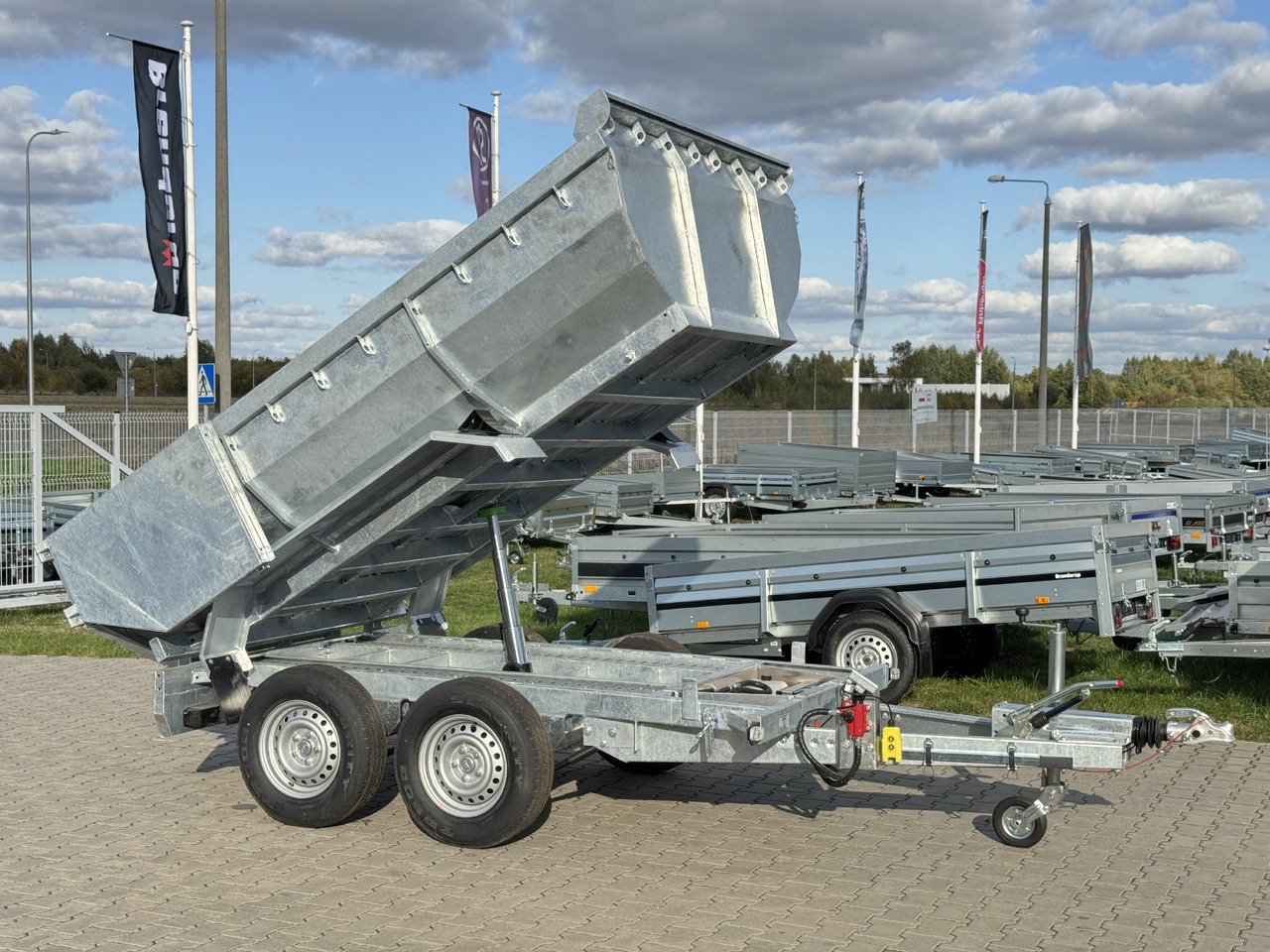 NIEWIADÓW KPW3530.18HT EPP | 300×180cm / 3500kg / kiper wywrotka tipper, muldenkipper - Tippsläp: bild 1 NIEWIADÓW KPW3530.18HT EPP | 300×180cm / 3500kg / kiper wywrotka tipper, muldenkipper - Tippsläp: bild 1