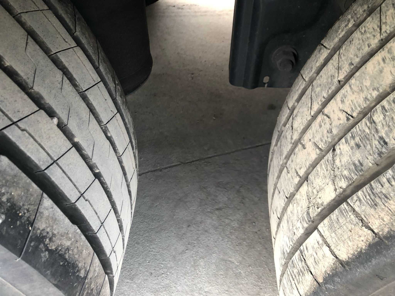 Krone 2023 rok, 93 m3,waga 6200 kg,Certyfikat XL, Multilock, z Niemiec - Kapelltrailer: bild 5 Krone 2023 rok, 93 m3,waga 6200 kg,Certyfikat XL, Multilock, z Niemiec - Kapelltrailer: bild 5