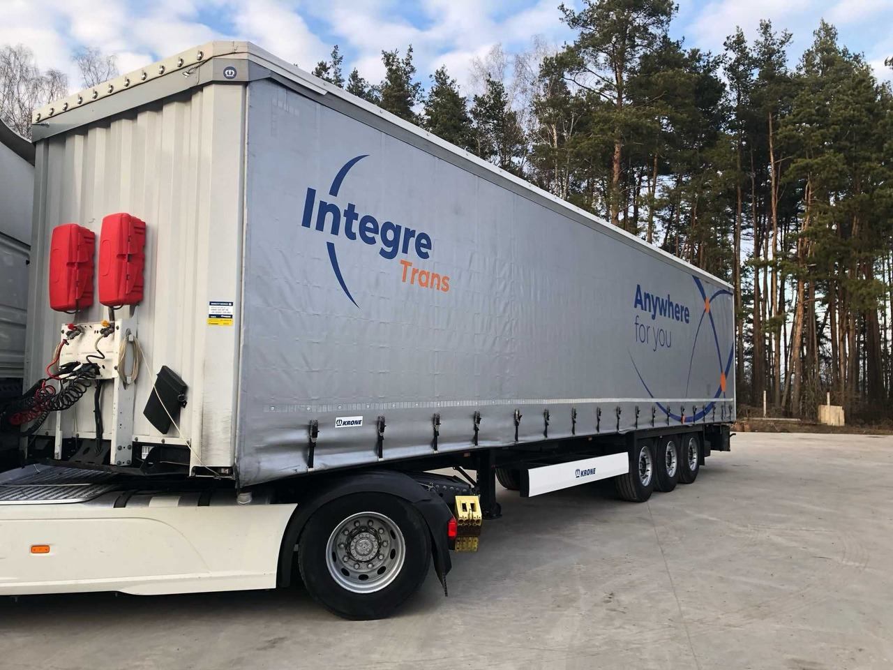 Krone 2023 rok, 93 m3,waga 6200 kg,Certyfikat XL, Multilock, z Niemiec - Kapelltrailer: bild 1 Krone 2023 rok, 93 m3,waga 6200 kg,Certyfikat XL, Multilock, z Niemiec - Kapelltrailer: bild 1