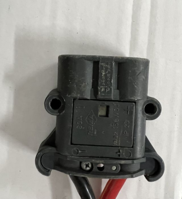 Hoppecke unknown | Trak mini 24V30A 230v Year unknown 80A Rema battery connecto Trak mini 24V30A 230v Year unknown 80A Rema battery connector - Batteri för Materialhanteringsutrustning: bild 3 Hoppecke unknown | Trak mini 24V30A 230v Year unknown 80A Rema battery connecto Trak mini 24V30A 230v Year unknown 80A Rema battery connector - Batteri för Materialhanteringsutrustning: bild 3