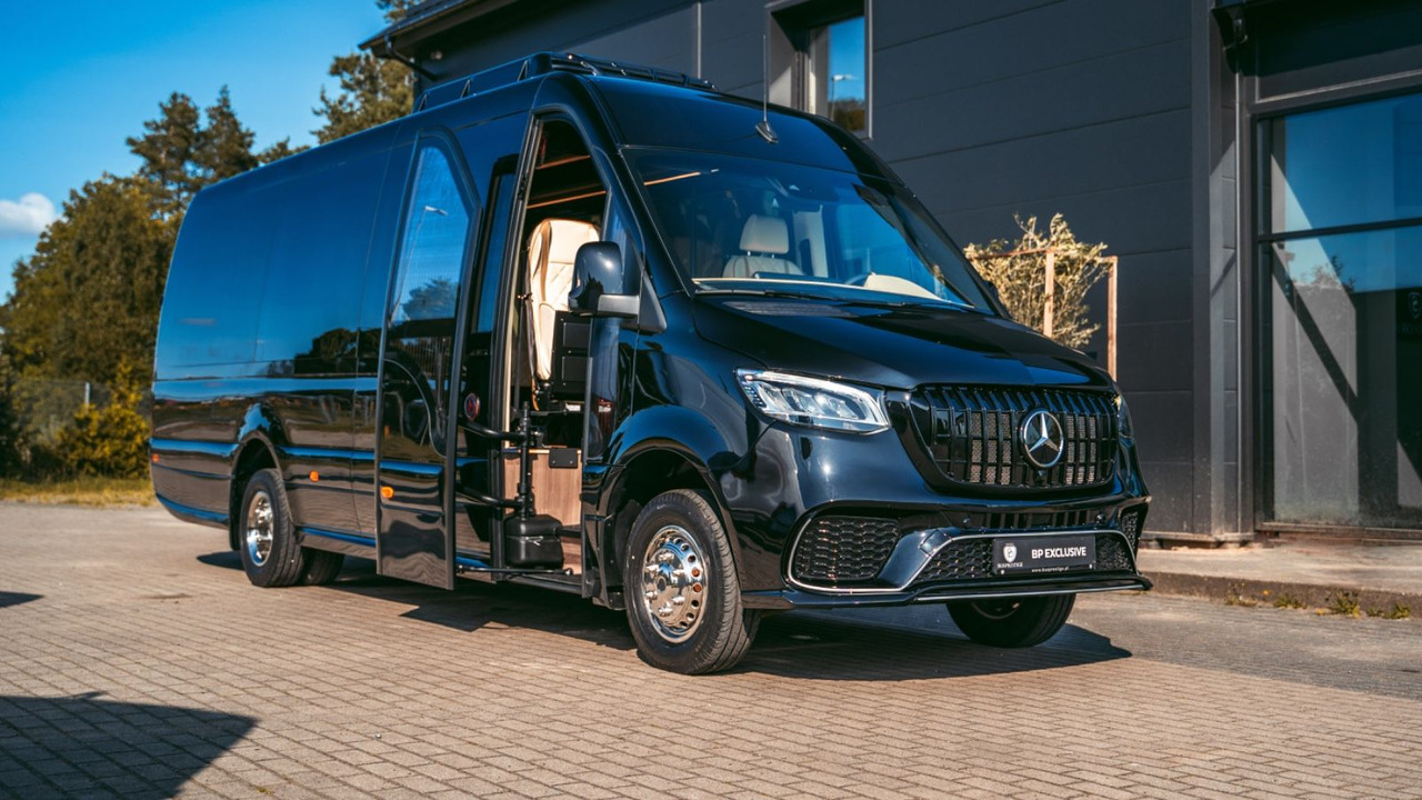 Mercedes-Benz Sprinter 519 Luxury Bus / 19+1+1 / Panorama XL - Minibuss, Persontransport: bild 2 Mercedes-Benz Sprinter 519 Luxury Bus / 19+1+1 / Panorama XL - Minibuss, Persontransport: bild 2