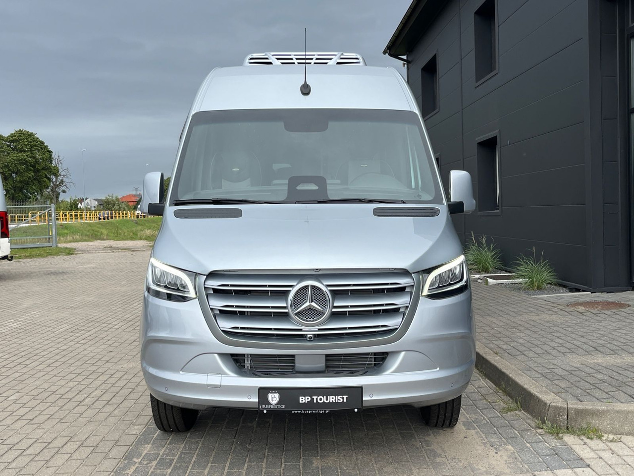 Mercedes-Benz Sprinter 519 TRANSFER XL / 22+1+1 / ON STOCK!!! Mercedes-Benz Sprinter 519 TOURIST XL/ 21-24 Seats/ IN STOCK! - Minibuss, Persontransport: bild 2 Mercedes-Benz Sprinter 519 TRANSFER XL / 22+1+1 / ON STOCK!!! Mercedes-Benz Sprinter 519 TOURIST XL/ 21-24 Seats/ IN STOCK! - Minibuss, Persontransport: bild 2