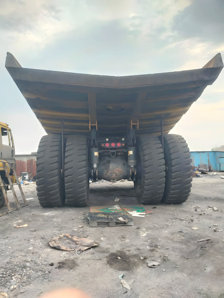 KOMATSU DUMP TRUCK HD785-7 - Gruvmaskin: bild 5 KOMATSU DUMP TRUCK HD785-7 - Gruvmaskin: bild 5