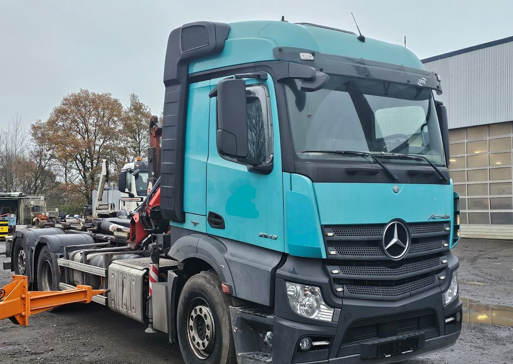 Mercedes-Benz Actros 2543• Euro 6 • 6x2 • HAKOWIEC HYVA 20.53 S • Żuraw FASSI F110M • NOWY Silnik!-Przebieg po wymianie silnika: 124.000 km - Lastväxlare lastbil, Kranbil: bild 4 Mercedes-Benz Actros 2543• Euro 6 • 6x2 • HAKOWIEC HYVA 20.53 S • Żuraw FASSI F110M • NOWY Silnik!-Przebieg po wymianie silnika: 124.000 km - Lastväxlare lastbil, Kranbil: bild 4