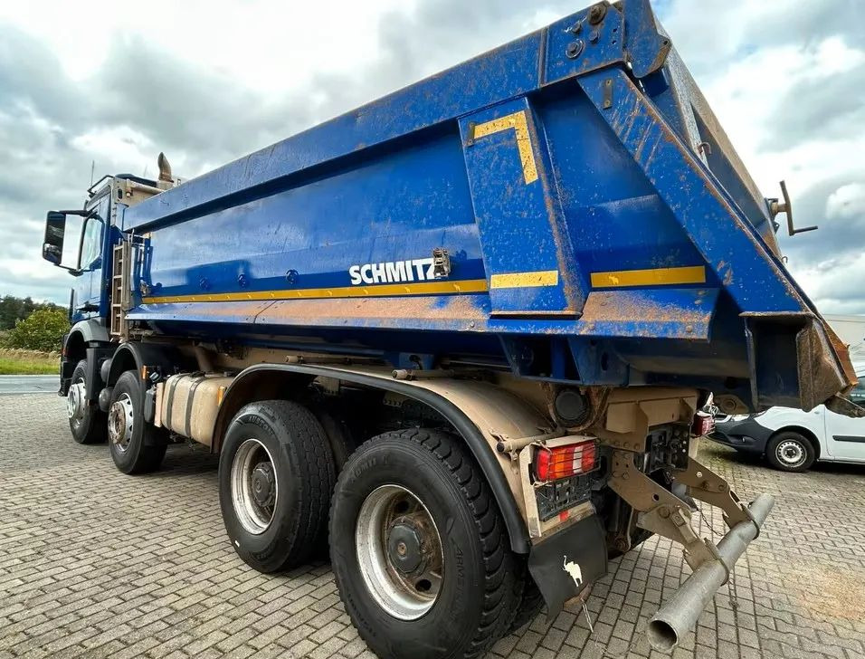 Mercedes-Benz Arocs 4142 | Wywrotka Schmitz | 8x4 | Euro 6 | Klima | Retarder | 242 598 km - Tippbil lastbil: bild 2 Mercedes-Benz Arocs 4142 | Wywrotka Schmitz | 8x4 | Euro 6 | Klima | Retarder | 242 598 km - Tippbil lastbil: bild 2