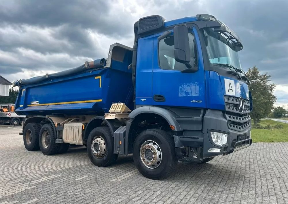Mercedes-Benz Arocs 4142 | Wywrotka Schmitz | 8x4 | Euro 6 | Klima | Retarder | 242 598 km - Tippbil lastbil: bild 1 Mercedes-Benz Arocs 4142 | Wywrotka Schmitz | 8x4 | Euro 6 | Klima | Retarder | 242 598 km - Tippbil lastbil: bild 1