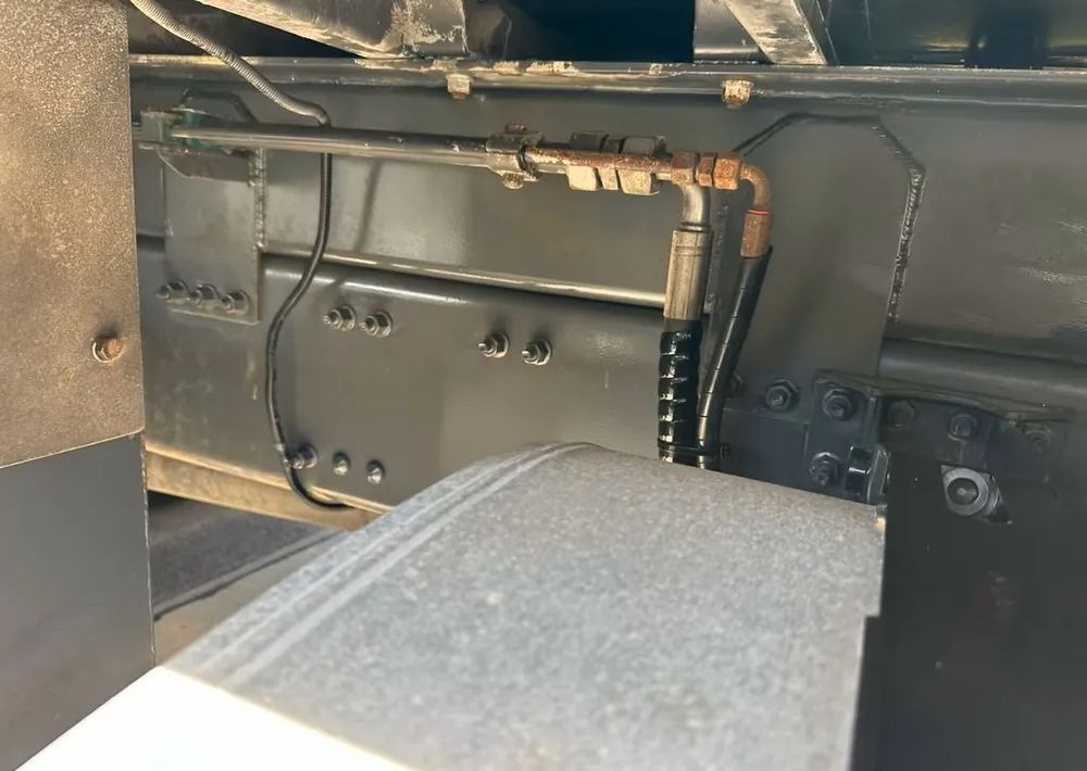 Volvo FM420 6x2 | HDS Atlas AK 186-3 z przestrzenią ładunkową | Euro6 |238 000 km - Flakbil, Kranbil: bild 4 Volvo FM420 6x2 | HDS Atlas AK 186-3 z przestrzenią ładunkową | Euro6 |238 000 km - Flakbil, Kranbil: bild 4