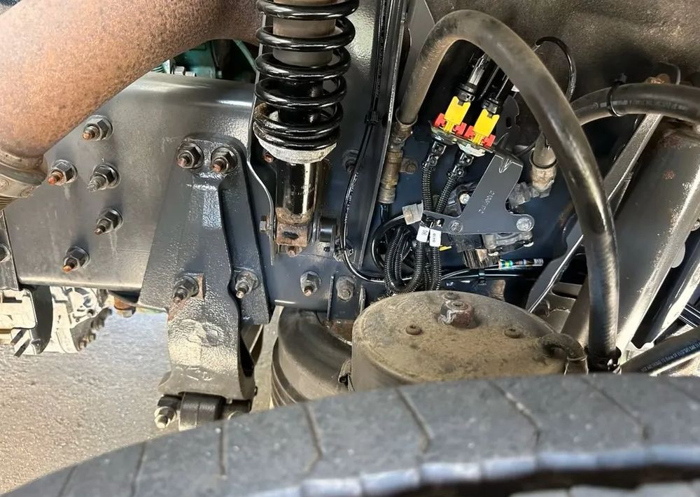 Volvo FM420 6x2 | HDS Atlas AK 186-3 z przestrzenią ładunkową | Euro6 |238 000 km - Flakbil, Kranbil: bild 5 Volvo FM420 6x2 | HDS Atlas AK 186-3 z przestrzenią ładunkową | Euro6 |238 000 km - Flakbil, Kranbil: bild 5